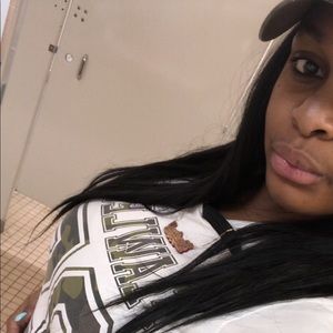 Meet your Posher, Carlina